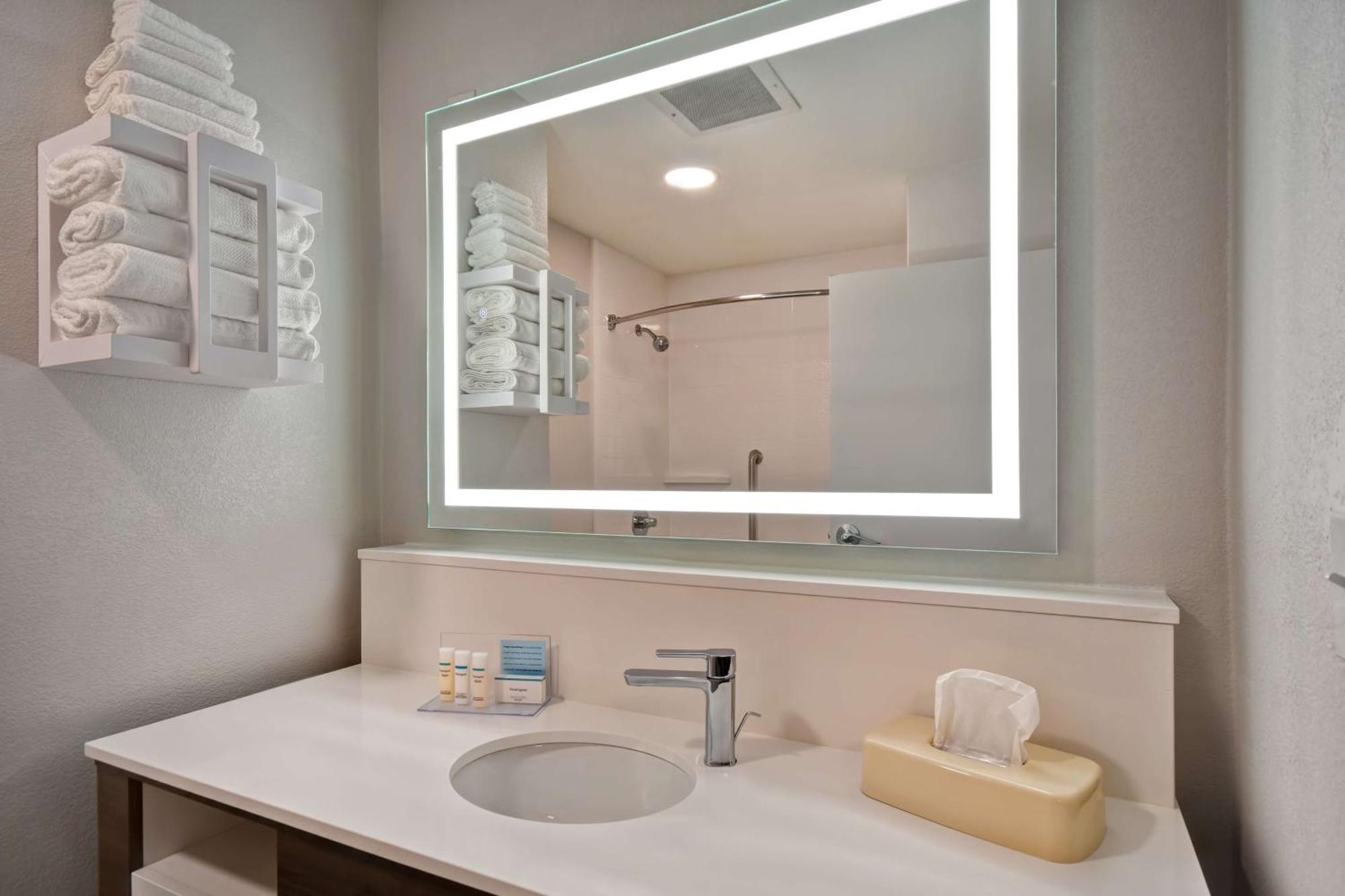 Hampton Inn Potomac Mills Woodbridge Buitenkant foto